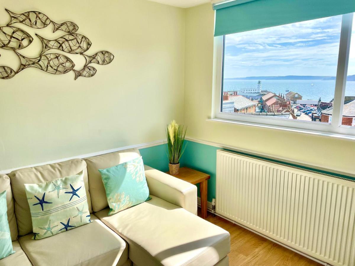Апартаменты Lighthouse View, One Min From Harbour & Beach Скарборо Экстерьер фото